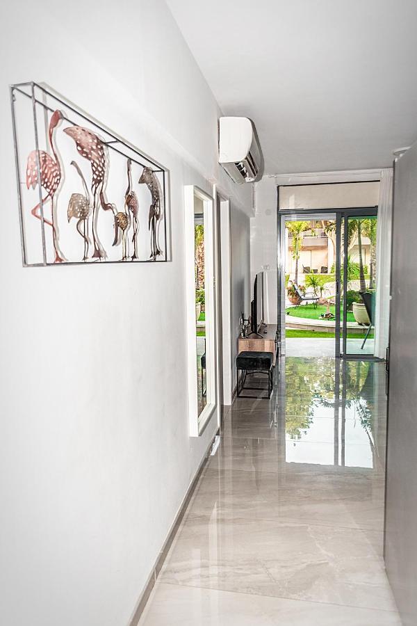 דירת גן פונה לבריכה - Pool Garden View Eilat Apartman Kültér fotó