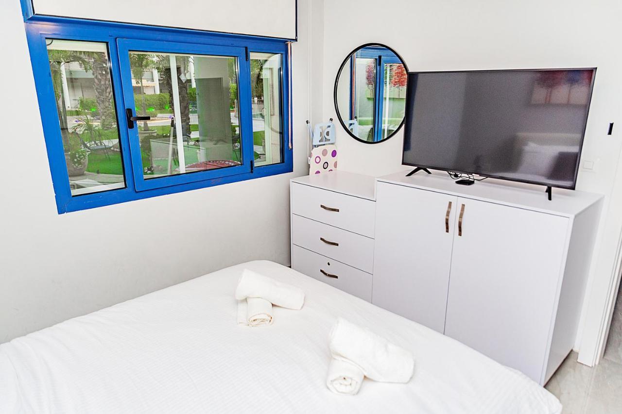 דירת גן פונה לבריכה - Pool Garden View Eilat Apartman Kültér fotó
