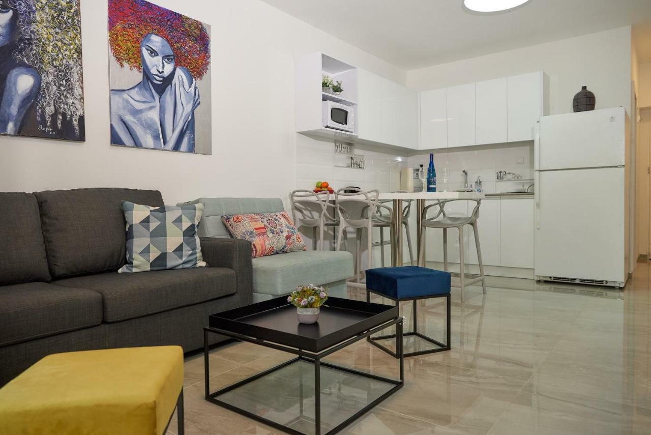 דירת גן פונה לבריכה - Pool Garden View Eilat Apartman Kültér fotó